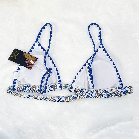 NWT Bikinx Blue White Paisley Print Crochet Trim Bikini Top - Picture 3 of 10